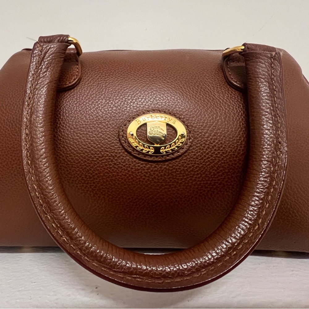 Burberrys Hand-Bag🏇🏽 - Picture 2 of 12